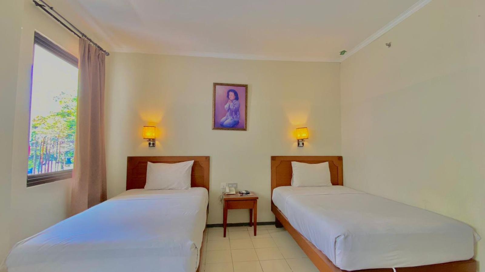 Pia Hotel Cirebon Εξωτερικό φωτογραφία